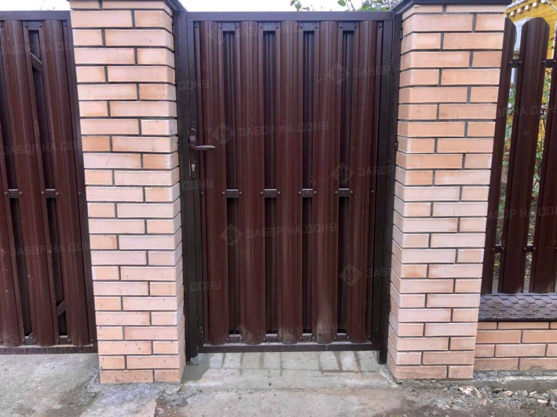 Калитка из евроштакетника  в Персиановском
